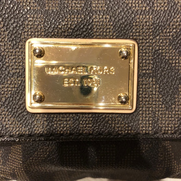 🛑SOLD Auth Michael Kors crossbody bag - Picture 3 of 6